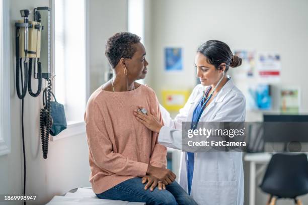 senior medical check-up - kontroll bildbanksfoton och bilder