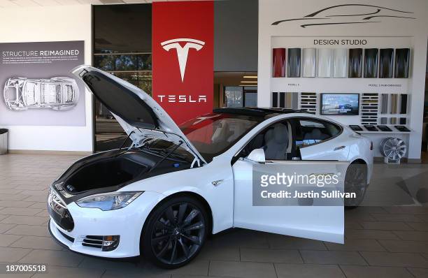 Tesla Model S car is displayed at a Tesla showroom on November 5, 2013 in Palo Alto, California. Tesla will report third quarter earnings today after...