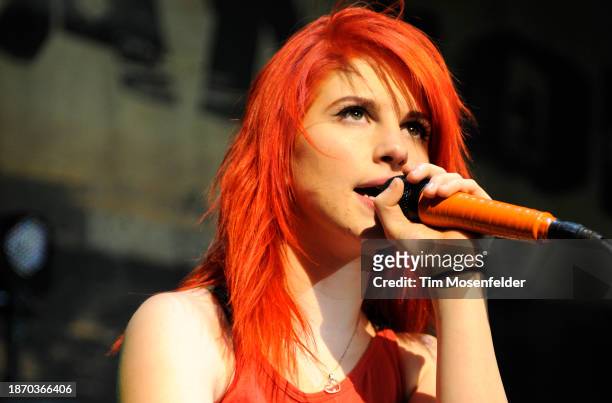 Hayley Williams of Paramore performs at Sleep Train Pavilion on July 21, 2009 in Concord, California.