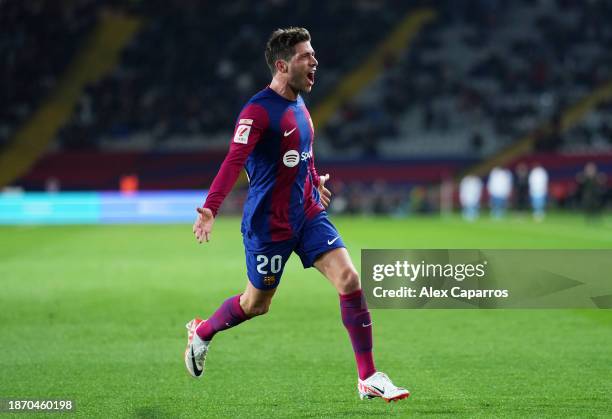 Sergi Roberto of FC Barcelona celebrates after scoring their team's second goal during the LaLiga EA Sports match between FC Barcelona and UD Almeria...