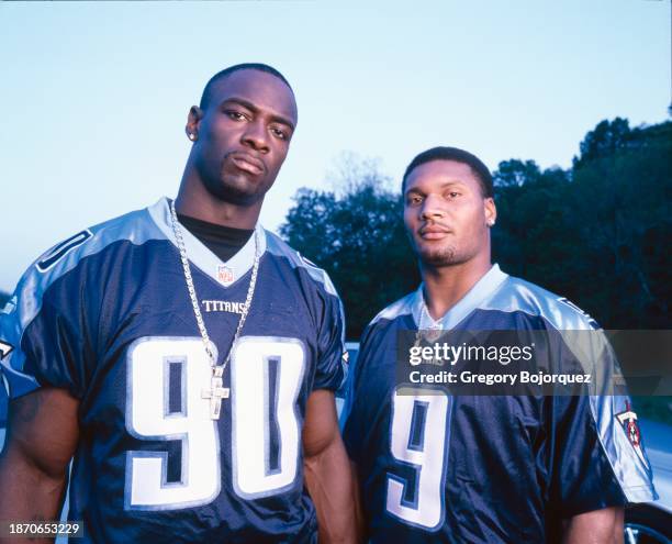 Defensive end Jevon Kearse and quarterback Steve McNair of the Tennessee Titans in 2000 in Nashville, Tennessee.