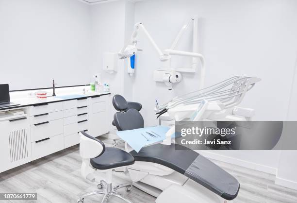 modern dental equipment in clinic - dentist appointment stock pictures, royalty-free photos & images