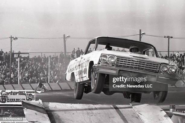 Islip Raceway Islip Speedway Photos and Premium High Res Pictures - Getty Images