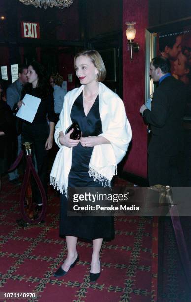 Kristin Scott Thomas attends the local premiere of "Shakespeare in Love" at the Ziegfeld Theatre in New York City on December 3, 1998.