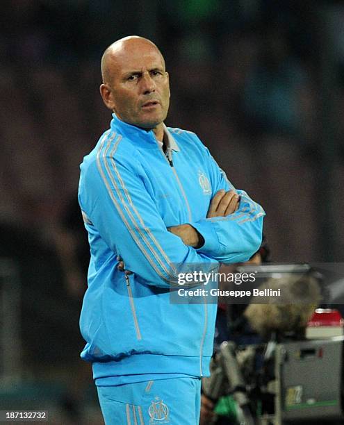 Elie Baup head coach of Olympique de Marseille during the UEFA Champions League Group F match between SSC Napoli and Olympique de Marseille at Stadio...