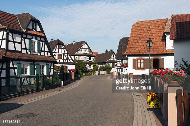 half-timbered houses - alsace stockfoto's en -beelden