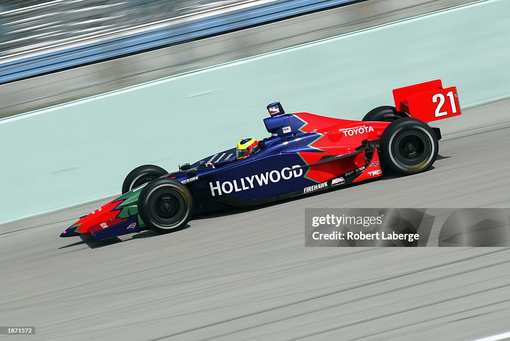 Felipe Giaffone on track