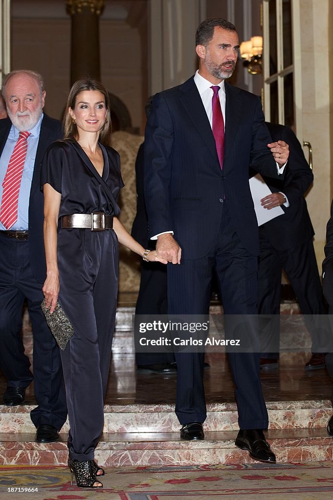 Spanish Royals Attend 'Francisco Cerecedo' Journalism Awards 2013