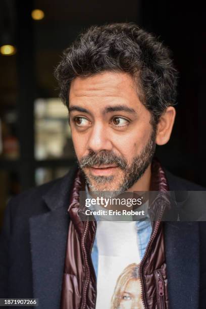 Portrait de Manu Payet, acteur, réalisateur et animateur de radio français, à Paris en 2015.