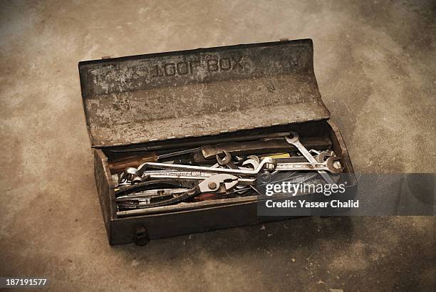 Old Rusting Tool Box Rusty Toolbox Photos and Premium High Res Pictures - Getty Images