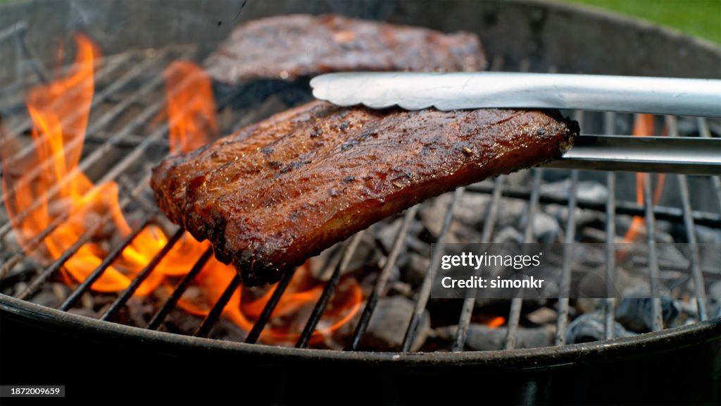 Gegrillte Fleisch auf dem grill