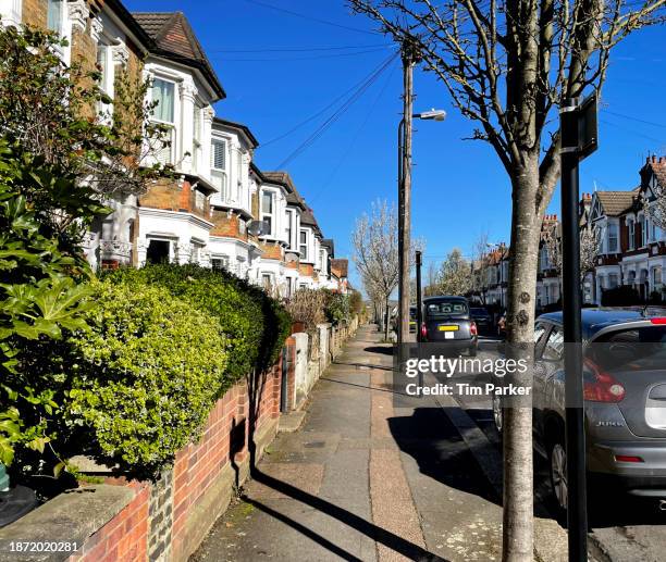residential street - walthamstow stock pictures, royalty-free photos & images