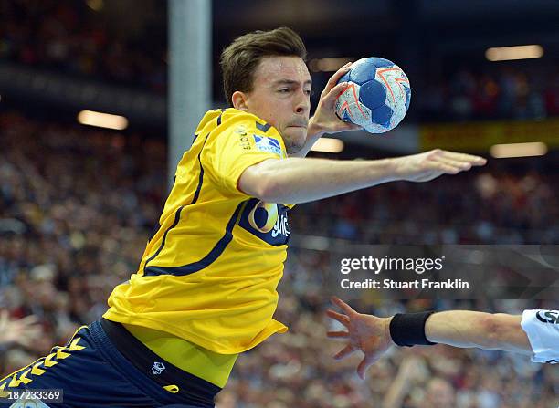 Patrick Groetzki of Rehein Neckar in action during the Bundesliga handball match between THW Kiel and Rhein Neckar Loewen at the Sparkasse arena on...