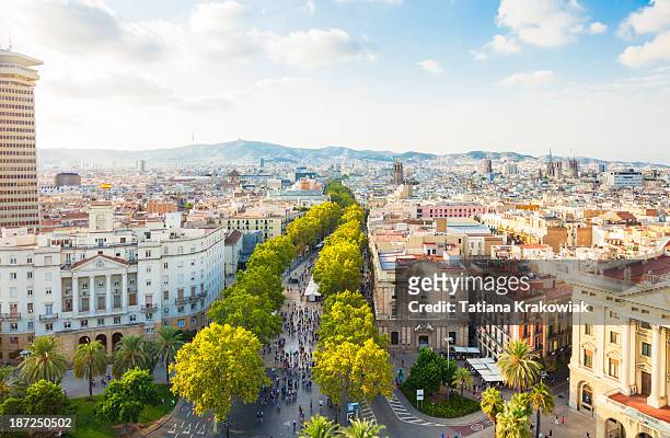 barcelona cityscape with la rambla - barcelona spanje stockfoto's en -beelden
