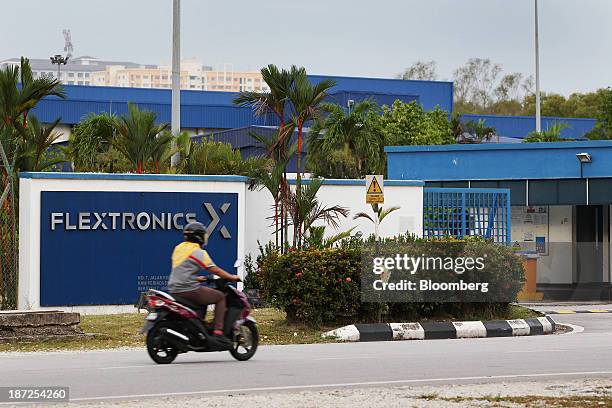 Flextronics Rack 33 Flextronics Industrial Plant Stock Photos, High-Res Pictures, and ...