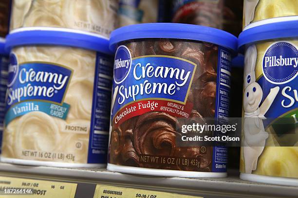 Pillsbury Creamy Supreme frosting, which contains trans fat , is displayed at a grocery store on November 7, 2013 in Chicago, Illinois. The U.S. Food...