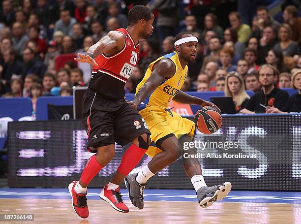 Tyrese Rice, #4 of Maccabi Electra Tel Aviv in action during the 2013-2014 Turkish Airlines Euroleague Regular Season Date 4 game between Lietuvos...