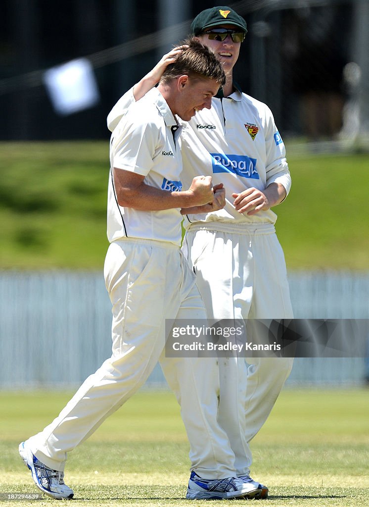 Sheffield Shield - Bulls v Tigers: Day 3