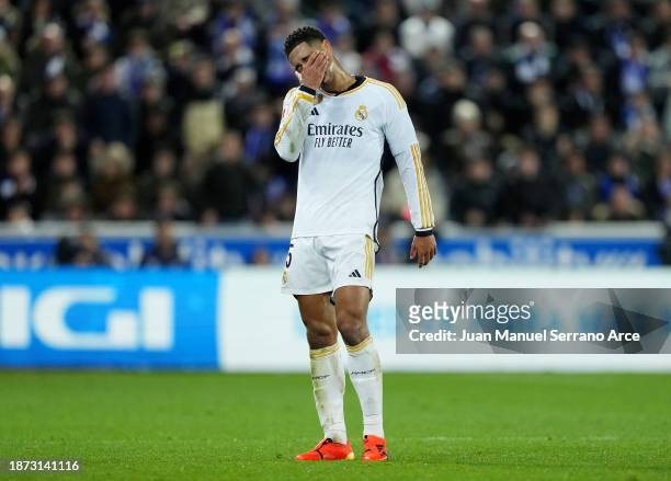 Jude Bellingham of Real Madrid reacts during the LaLiga EA Sports match between Deportivo Alaves and Real Madrid CF at Estadio de Mendizorroza on...