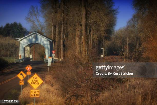 gilkey covered bridge - 1930 1939 - fotografias e filmes do acervo