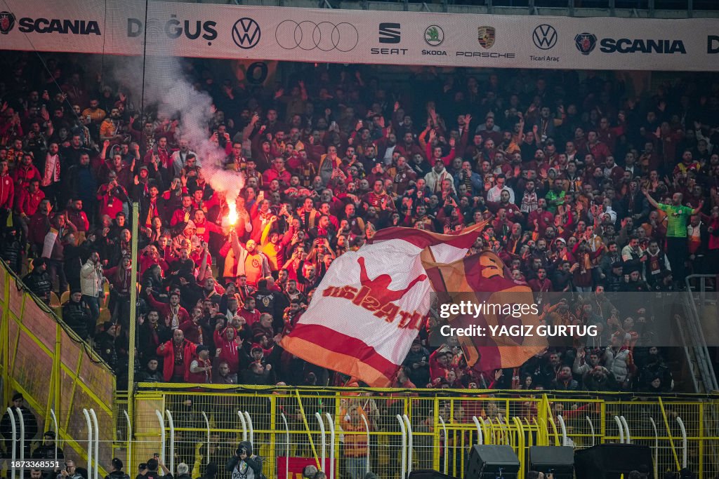 Fenerbahce-v-Galatasaray-Turkish-Super-League