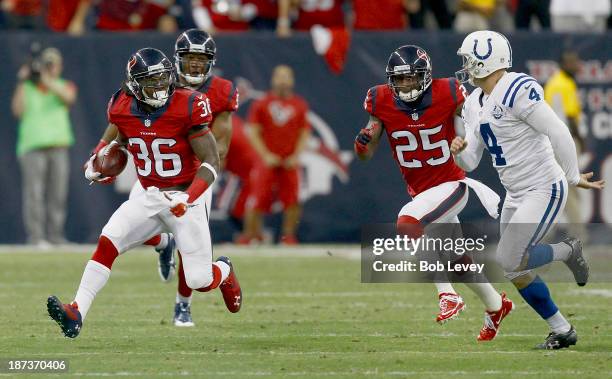 Swearinger of the Houston Texans advances the ball after a field goa attempt was blocked in the first quarter against the Indianapolis Colts at...