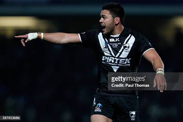 Alex Glenn of New Zealand gestures during the Rugby League World Cup Group B match at Headingley Stadium on November 8, 2013 in Leeds, England.