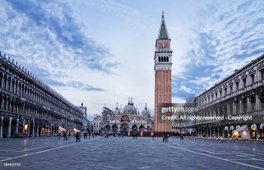 Atardecer en Pizza San Marco (Venice)