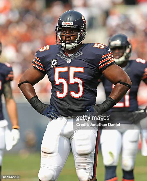 Lance Briggs of the Chicago Bears awaits the snap against the Cincinnati Bengals at Soldier Field on September 8, 2013 in Chicago, Illinois. The...