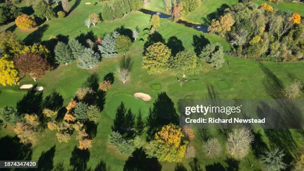 golf course - golf flag stock pictures, royalty-free photos & images