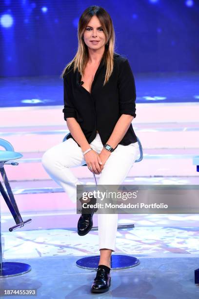 Paola Perego Rai 526 Paola Perego Photos & High Res Pictures - Getty Images