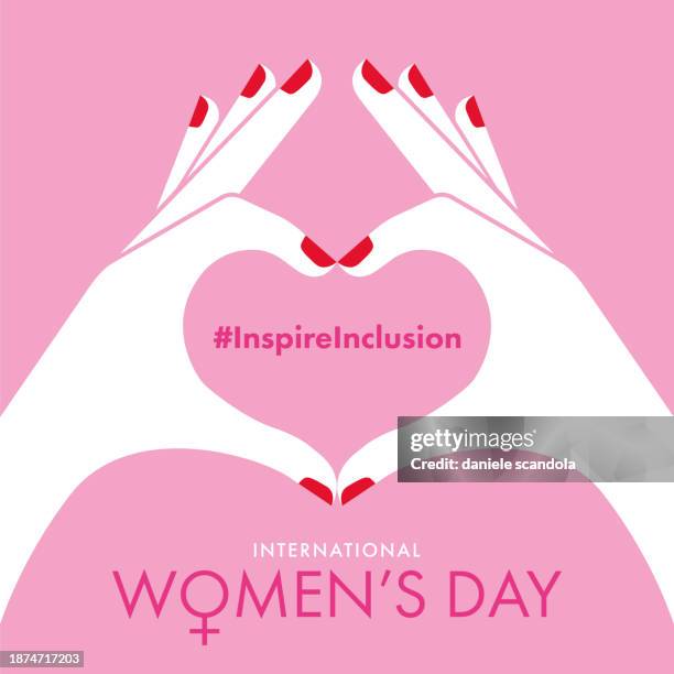 ilustraciones, imágenes clip art, dibujos animados e iconos de stock de tarjeta del día de la mujer. manos femeninas que dan forma a un símbolo de corazón sobre fondo rosa. - dia de la mujer