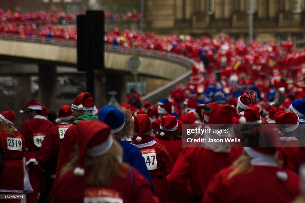 2012 Santa Dash in Liverpool