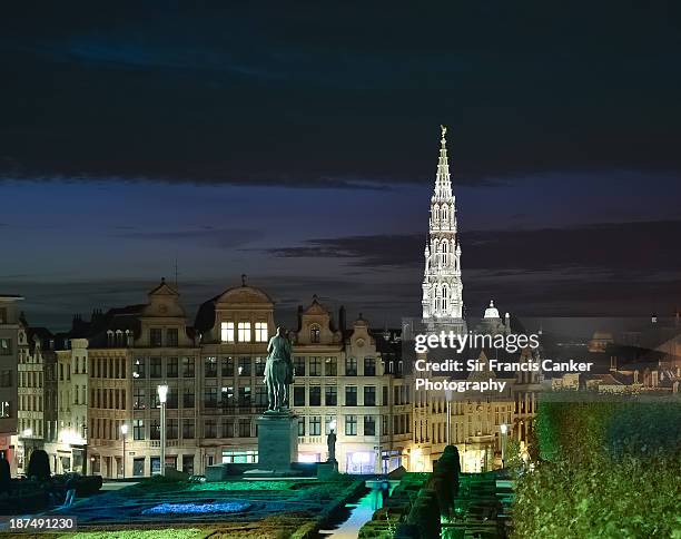 brussels skyline at night - brussels skyline stock pictures, royalty-free photos & images