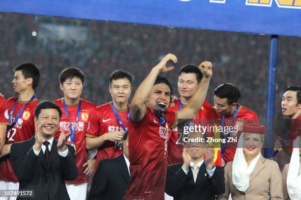 Elkeson De Oliveira of Guangzhou Evergrande at the Champion ceremony after winning the AFC Champions title against FC Seoul at Tianhe Stadium on...