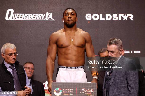 Anthony Joshua weighs in ahead of the Heavyweight fight between Anthony Joshua and Otto Wallin during the Day of Reckoning: Weigh-In on December 22,...