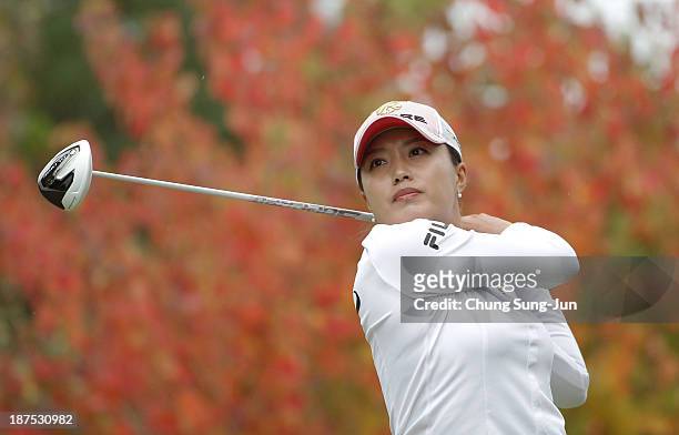Eun-Bi Jang of South Korea hits a tee shot during the final round of the Mizuno Classic at Kintetsu Kashikojima Country Club on November 10, 2013 in...