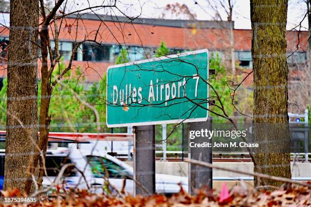 "dulles airport" sign, reston, virginia (usa) - dulles stock pictures, royalty-free photos & images