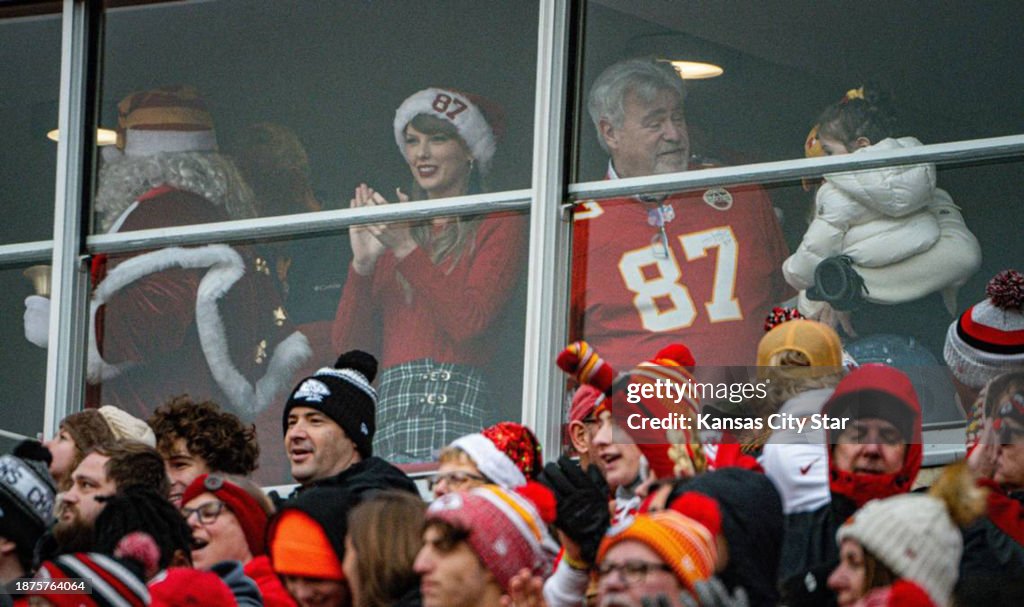 SPORTS-FBN-CHIEFS-SWIFT-KC