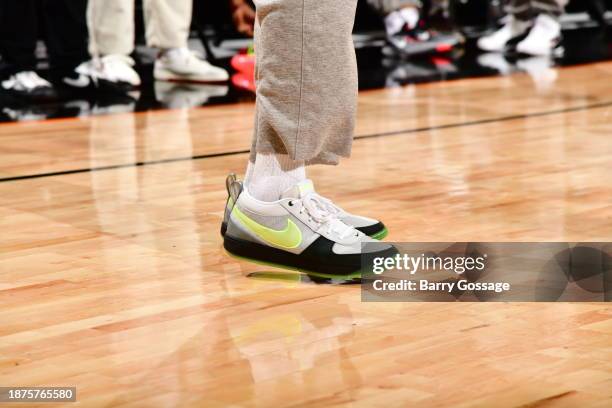 1,047 Devin Booker Shoes Stock Photos, High-Res Pictures, and Images - Getty Images