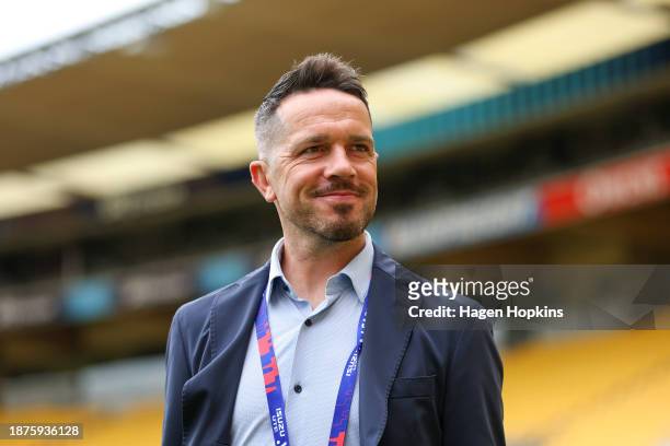 Coach Paul Temple of the Phoenix looks on during the A-League Women round nine match between Wellington Phoenix and Newcastle Jets at Sky Stadium, on...