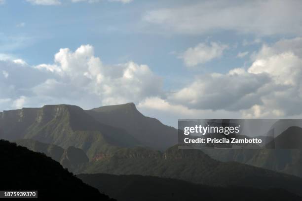 mountains. urubici, sanata catarina, brazil. - hill range stock pictures, royalty-free photos & images