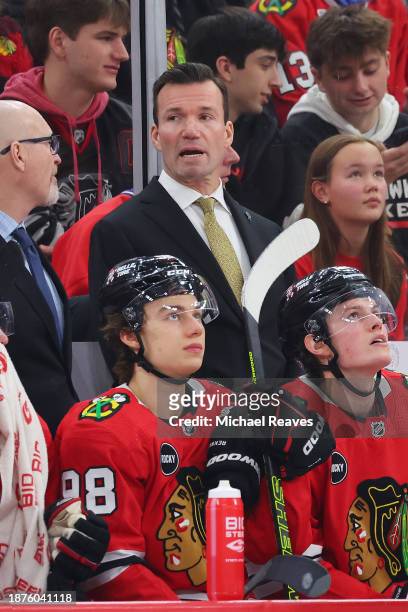 Head coach Luke Richardson of the Chicago Blackhawks looks on against the Montreal Canadiens during the first period at the United Center on December...