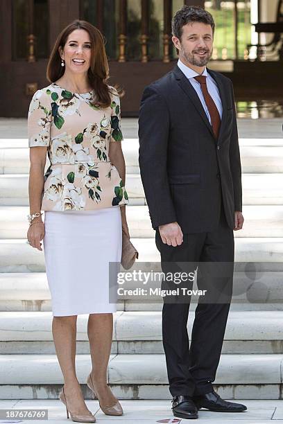 Crown Princess Mary of Denmark and Frederik André Henrik Christian de Glücksburg crown prince of Denmark attend the welcome ceremony at Los Pinos...