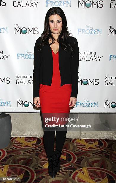 Idina Menzel attends "Frozen" New York Special Screening at AMC Lincoln Square Theater on November 11, 2013 in New York City.