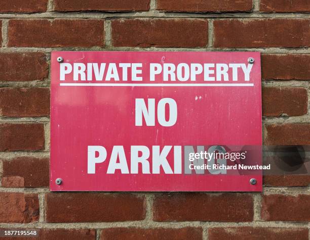 no parking sign - forbidden symbol stock pictures, royalty-free photos & images