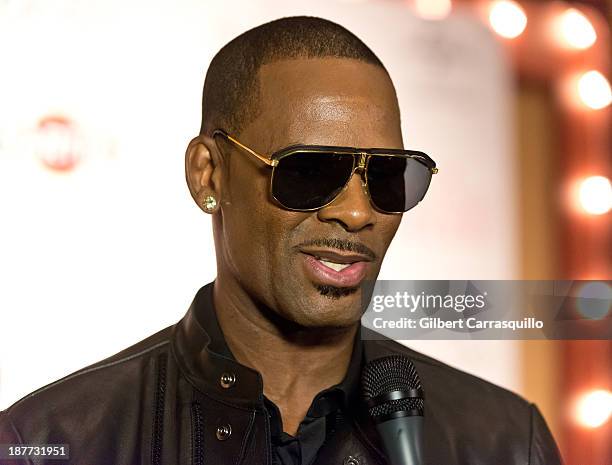 Singer-songwriter R. Kelly attends "The Best Man Holiday" screening at Chelsea Bow Tie Cinemas on November 11, 2013 in New York City.