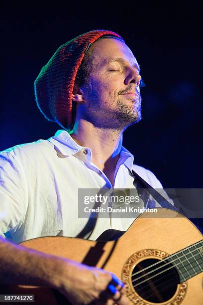 Jason Mraz performs onstage at the Rob Machado Foundation 2nd Annual Benefit Concert at Belly Up Tavern on November 12, 2013 in Solana Beach,...