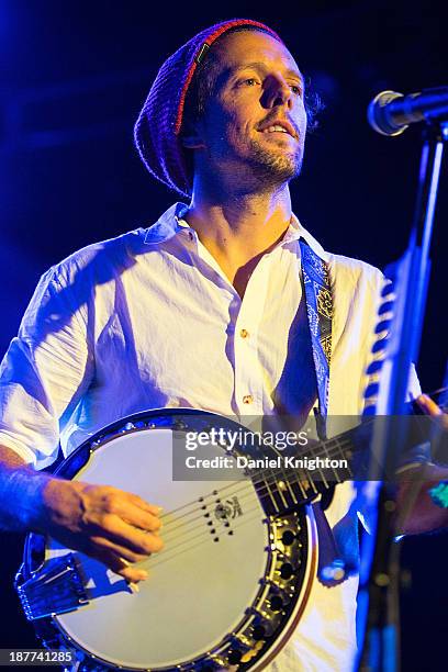 Jason Mraz performs onstage at the Rob Machado Foundation 2nd Annual Benefit Concert at Belly Up Tavern on November 12, 2013 in Solana Beach,...