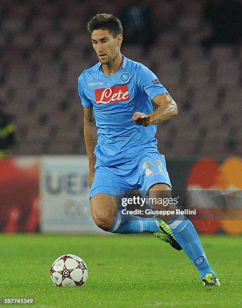 Federico Fernandez of Napoli in action during the UEFA Champions League Group F match between SSC Napoli and Olympique de Marseille at Stadio San...